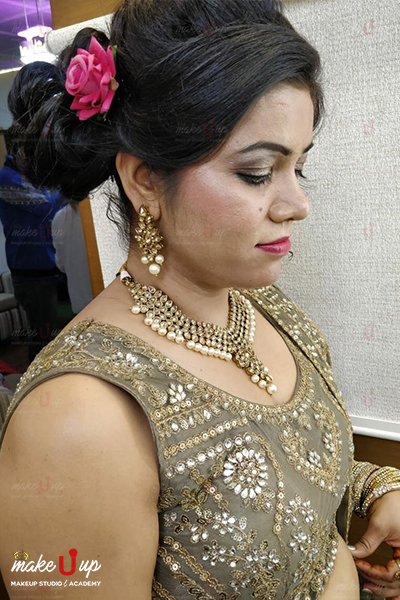 makeup artist in delhi freelance